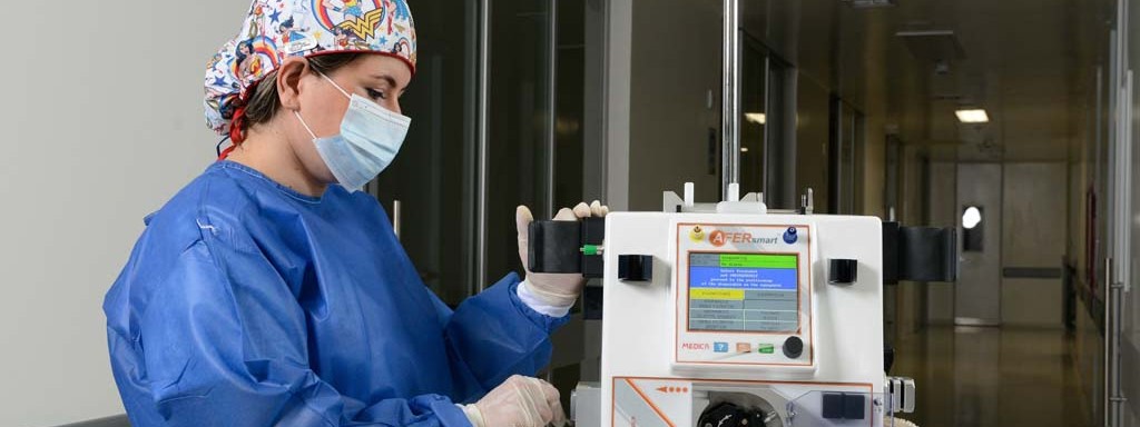 <p><span style="font-family:Arial,Helvetica,sans-serif">Servicio profesional</span></p>